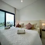 Paraiso - With Private Pool 别墅 *