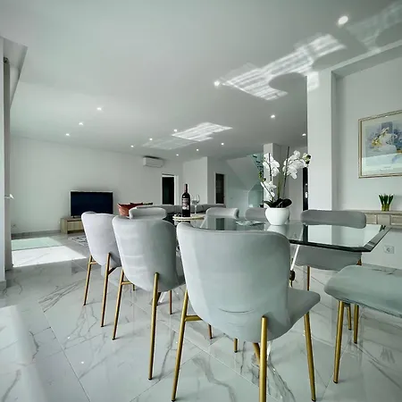 Paraiso - With Private Pool *