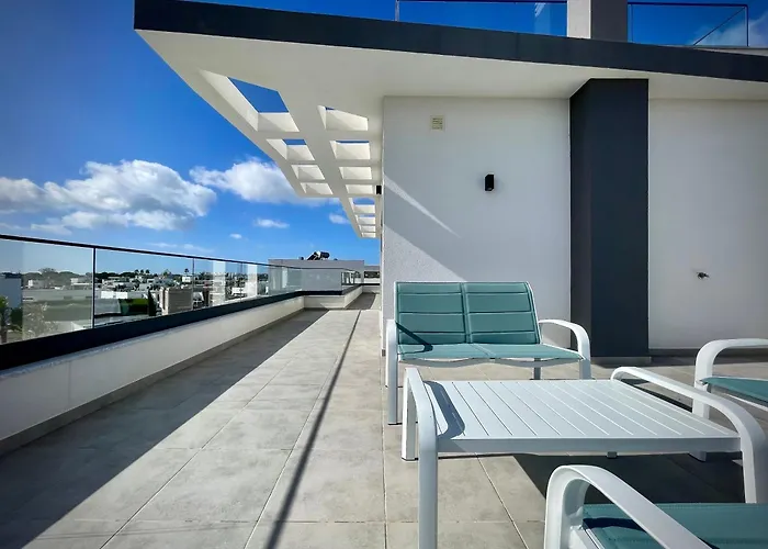 Villa Paraiso - With Private Pool *