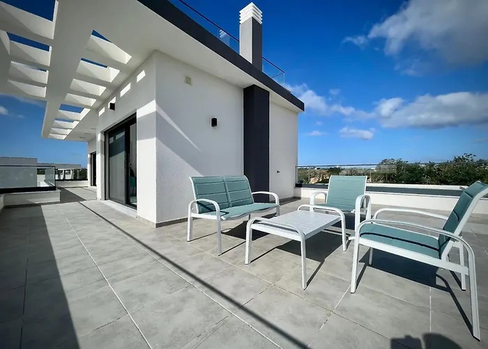 Villa Paraiso - With Private Pool *